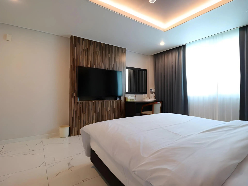 Chungju Grand Hotel