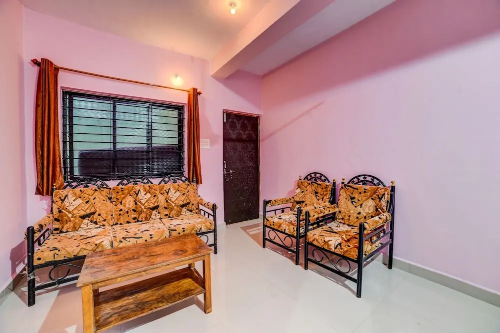 OYO 19870 Home Green View 1 BHK Mandrem