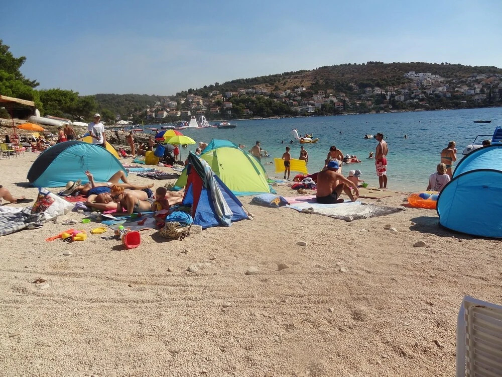 Branko - 60m From the Beach - SA1
