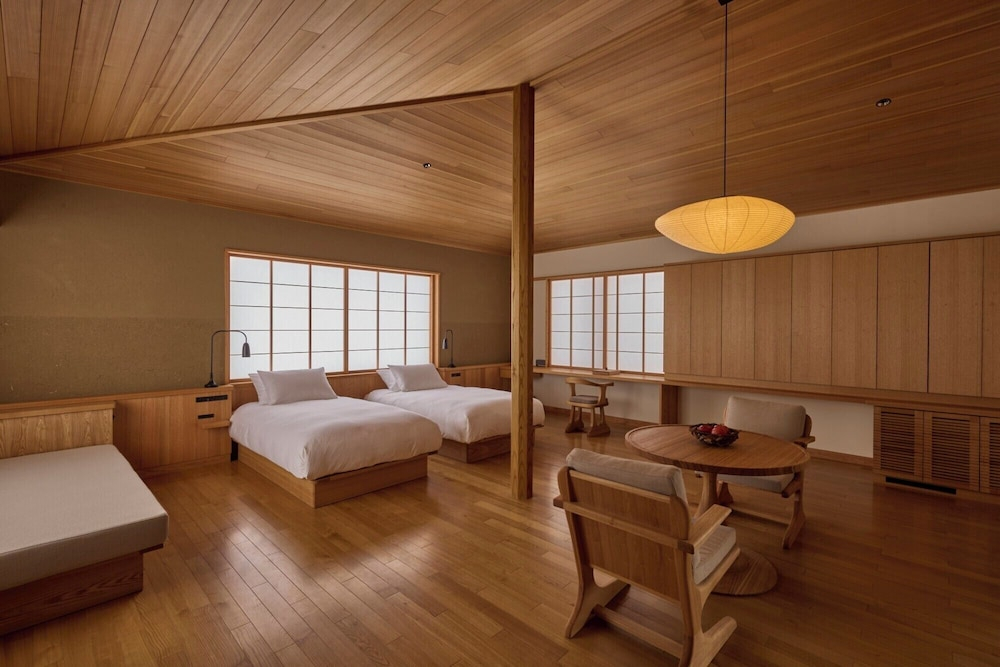 AZUMA FARM Koiwai