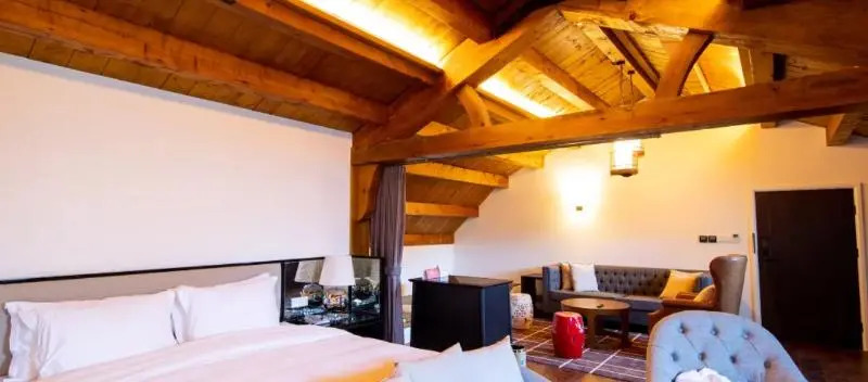 Gubei Residence Hotel
