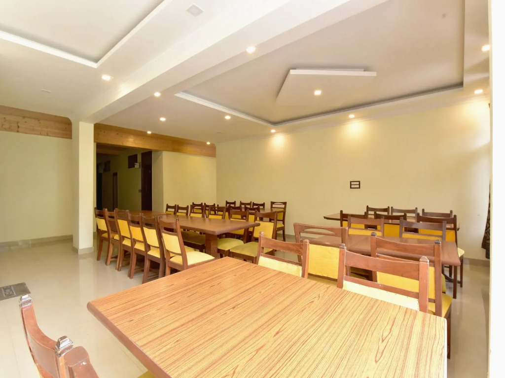 OYO 18717 Green Tara Guest House