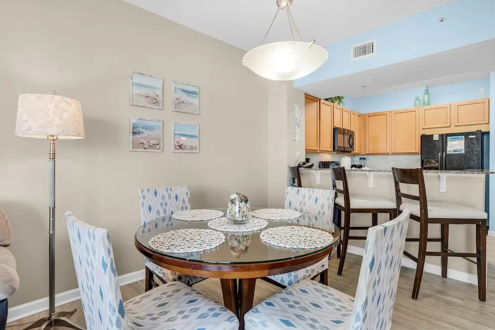Palms Resort #1711 Jr. 2BR
