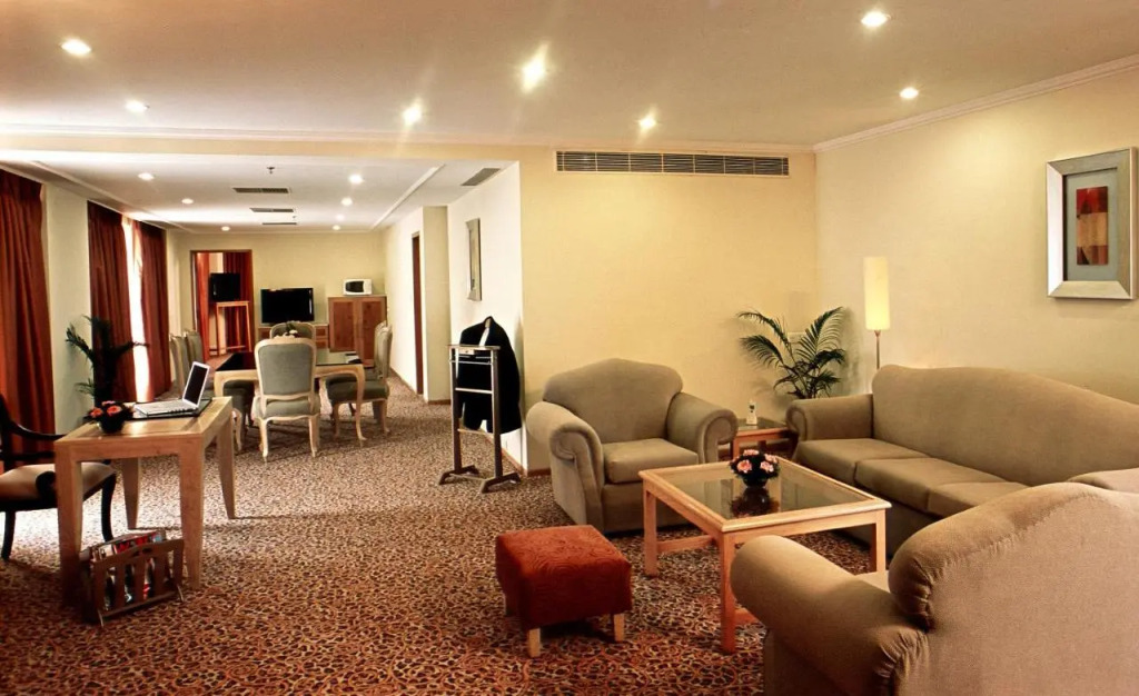 Katriya Hotel and Tower