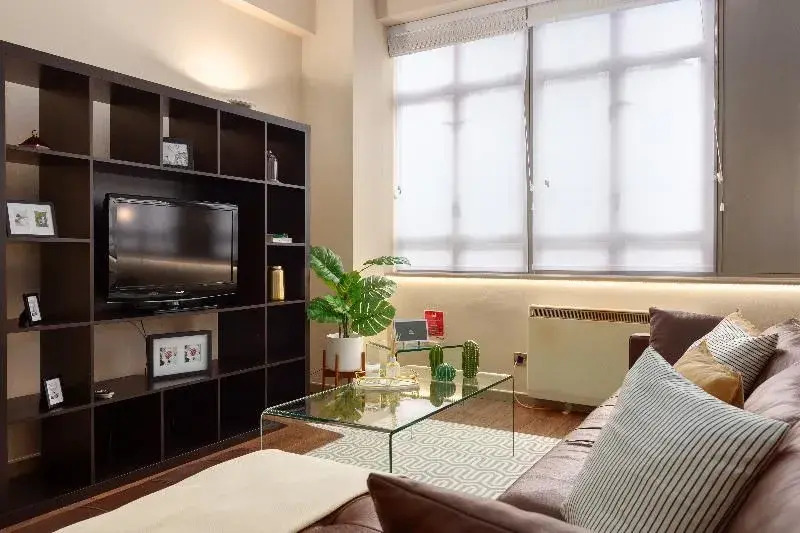 Luxurious Lawrence House Serviced Apartment