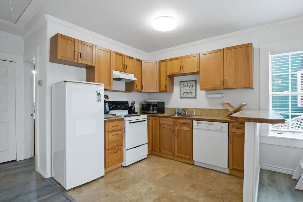 Bungalow On Ave O 1 Bedroom Home