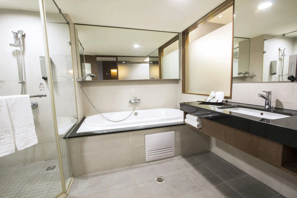 VIP Hotel