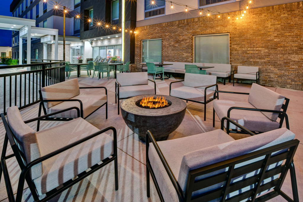 Home2 Suites By Hilton Traverse City
