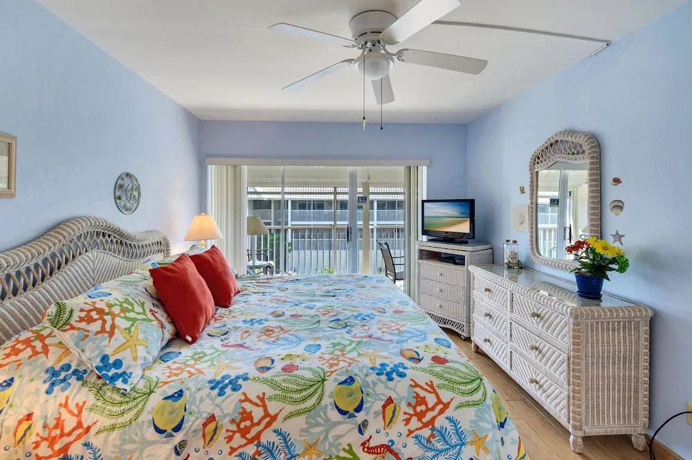 Sanibel Siesta on the Beach Unit 407 2 Bedrooms 2 Bathrooms Condo