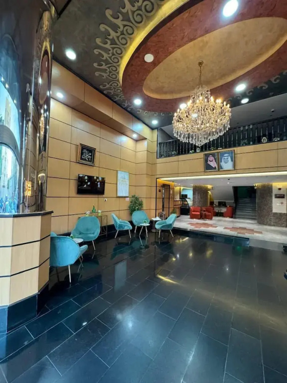 Al Thanaa Al Raqi Serviced Apartments