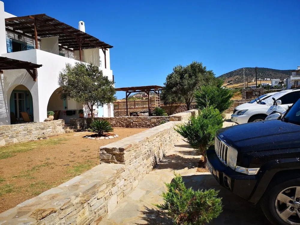 Antiparos Luxury Apartments