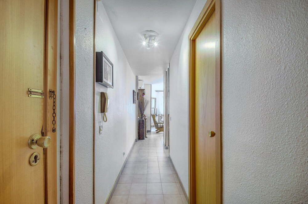 Apartment in Roses Near Platja del Eastrell