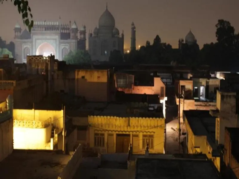 Hotel Kamal Nearest To Taj Mahal