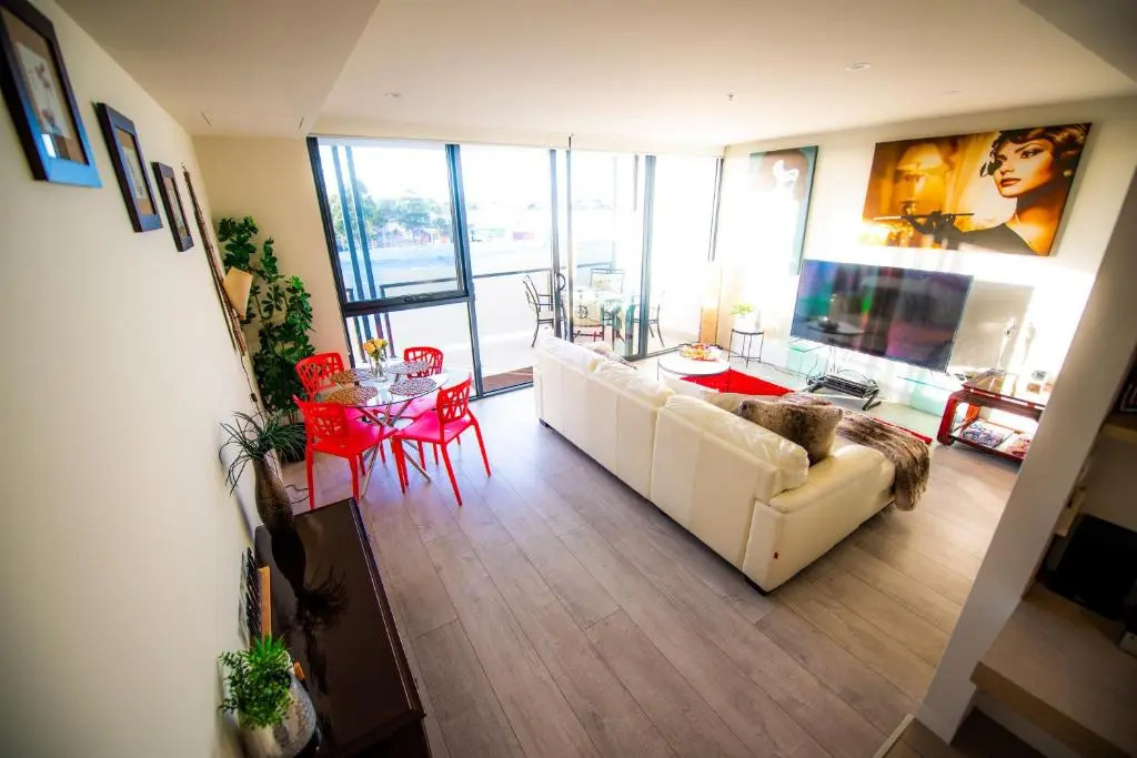 Modern, Clean, Luxury at the Right Price.....