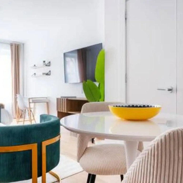 444-5a Newly Renovated 1BR in Hell s Kitchen