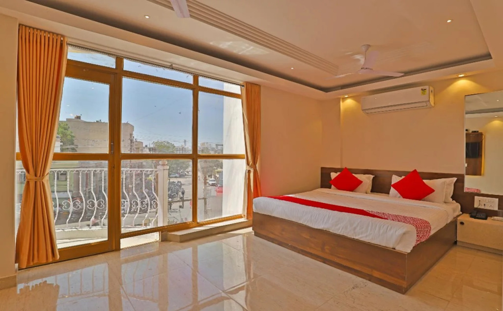 Hotel Rivera Golden Crown By OYO Rooms