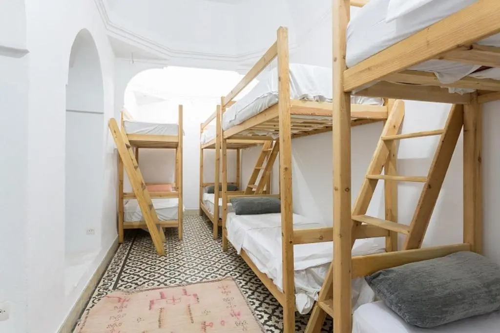 Earth Hostel