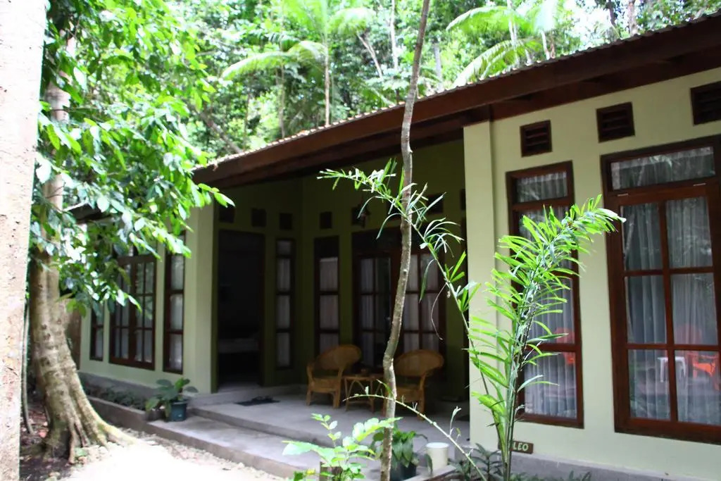 Waiwo Dive Resort
