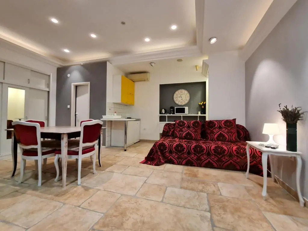 Apartmani N.Mays
