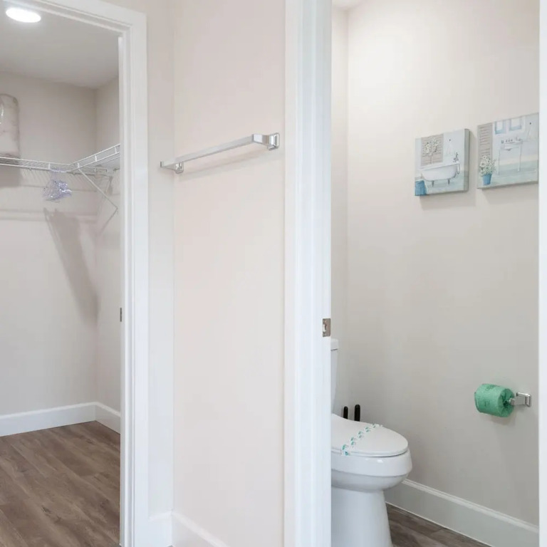 4449 Lovely 5BD For Your Family