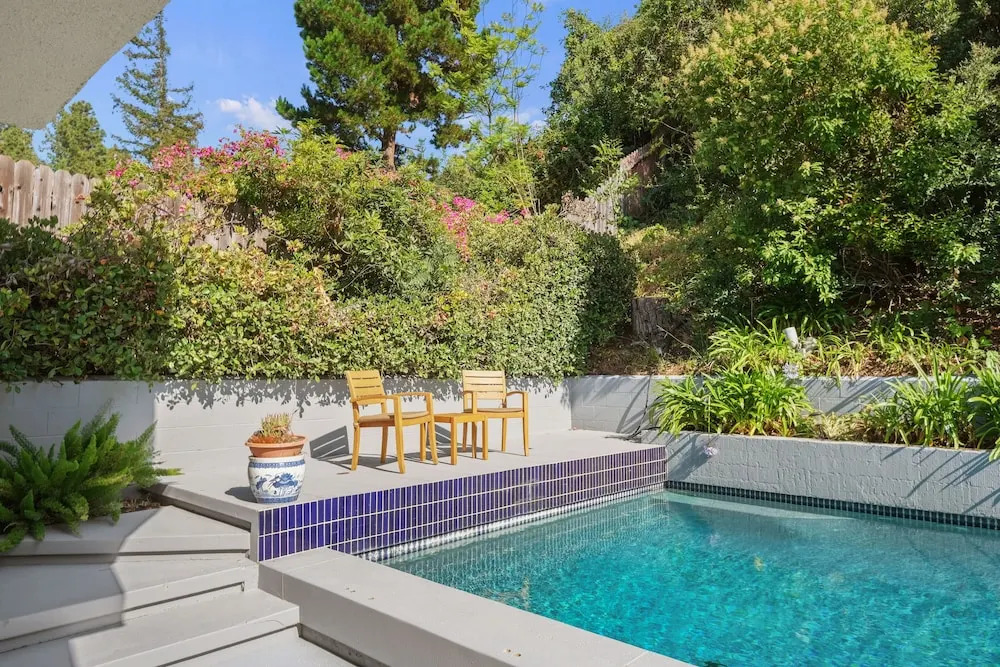 Hollywood Hills Upscale