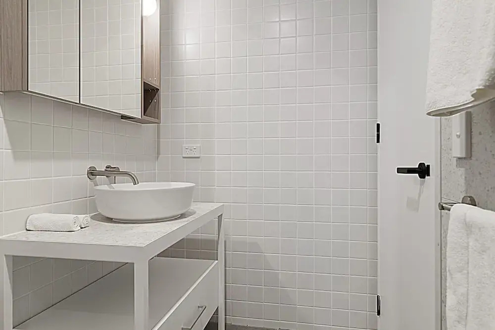 Bright Studio in Fremantle With Modern Finishes