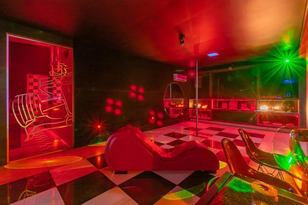 Assahi Motel (Только для взрослых)