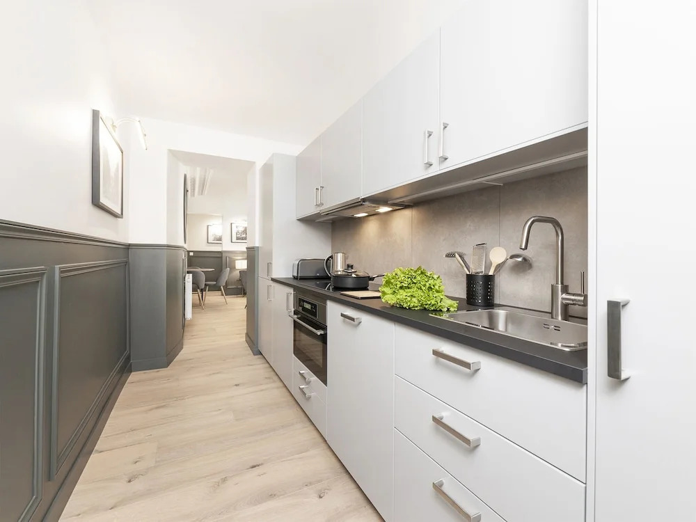 Luxury 3BDR Le Louvre II by Livinparis