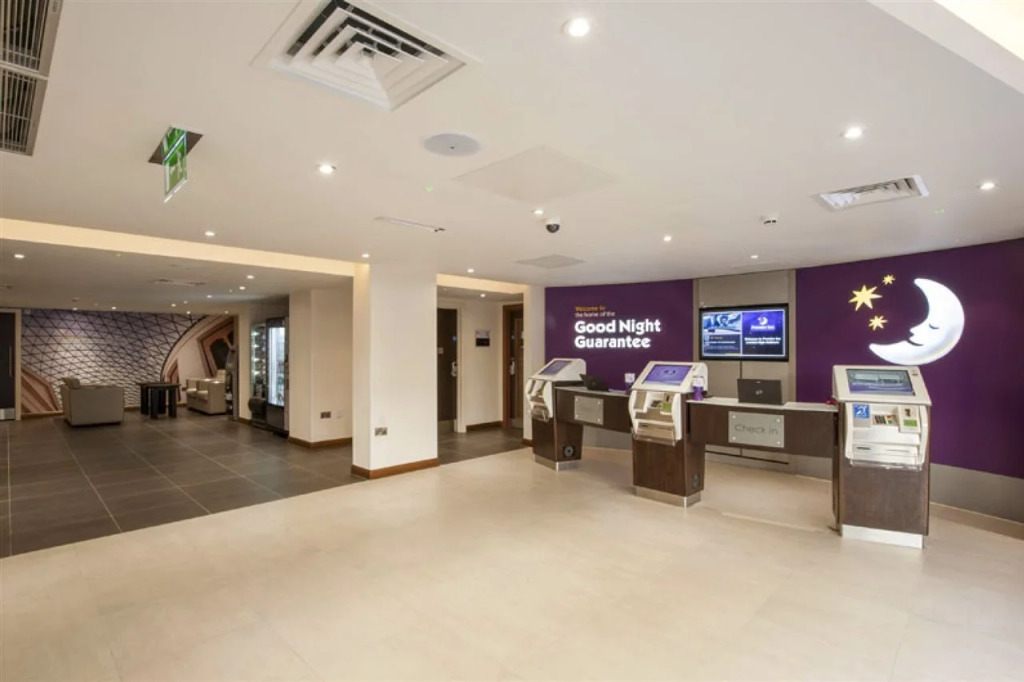 Отель Premier Inn London Holborn