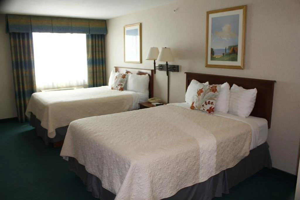 Baraga Lakeside Inn
