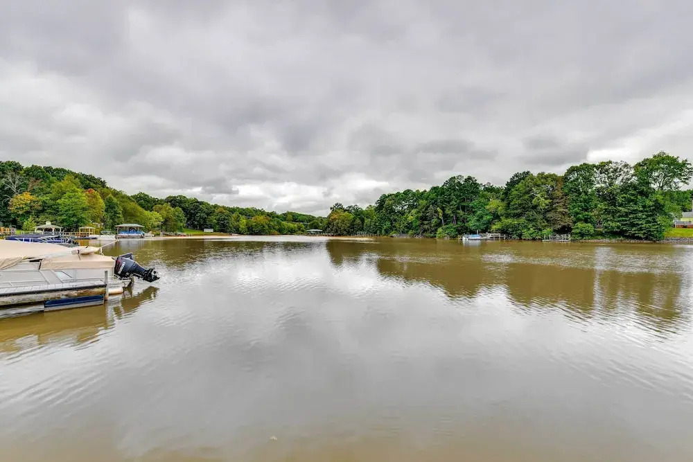 Community Perks + Views: Cozy Lake Norman Cottage