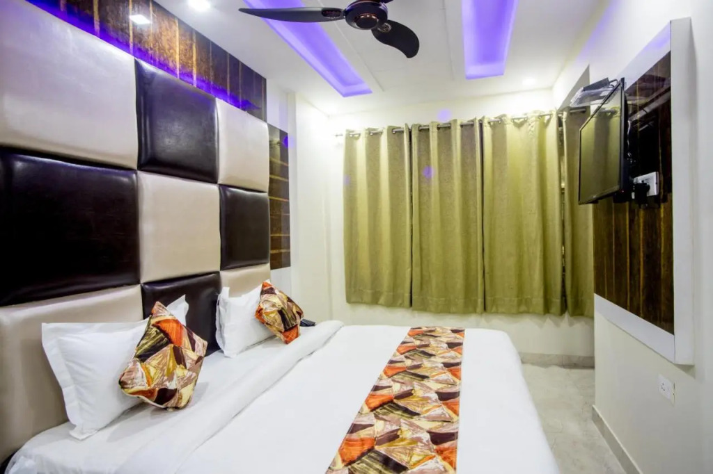 Hotel Harsha International