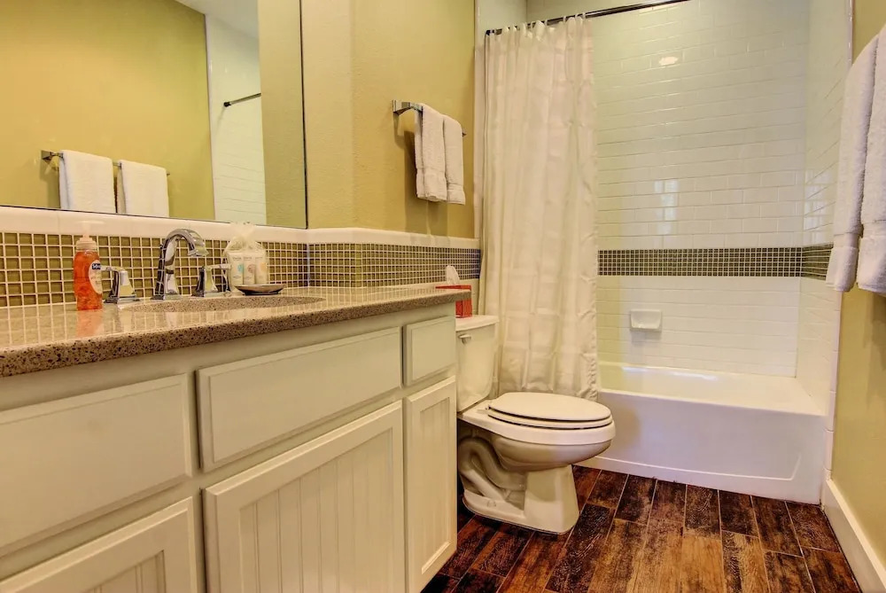 Cinnamon Shore- Suntide TC 1103