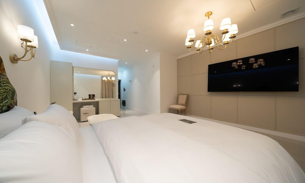 Pocheon LUA PREMIUM Drive-In Hotel