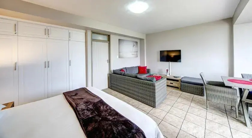 2 Miland Court