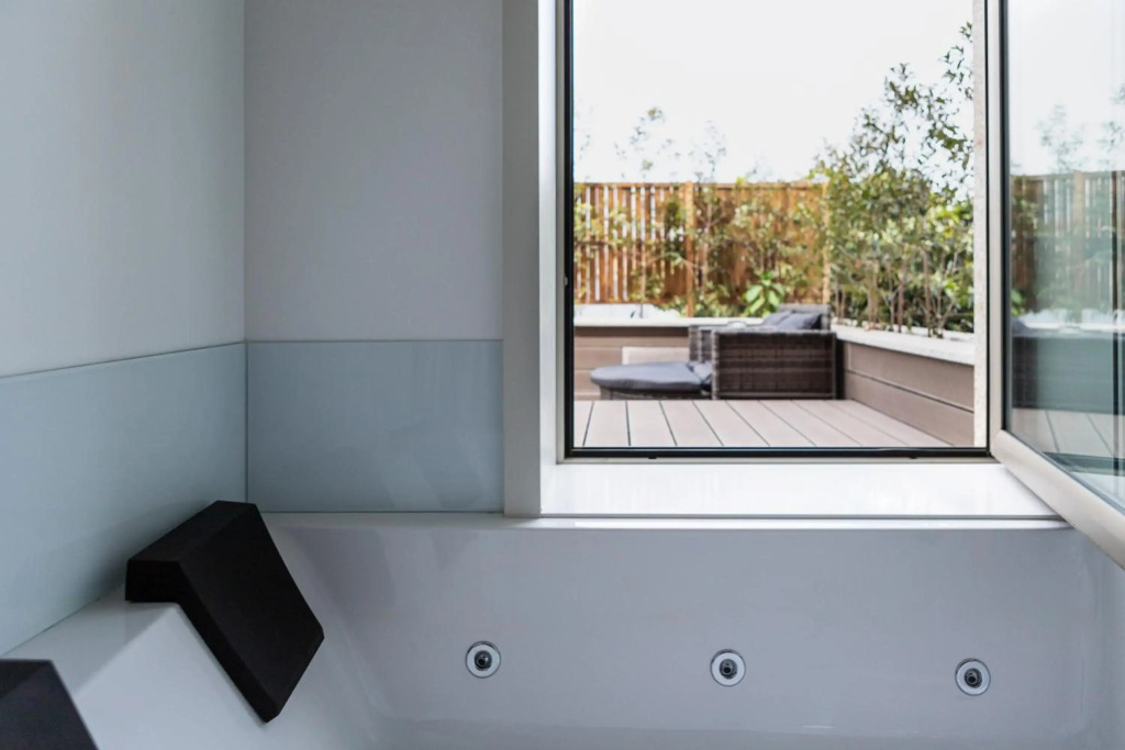 Porto Deluxe Suites