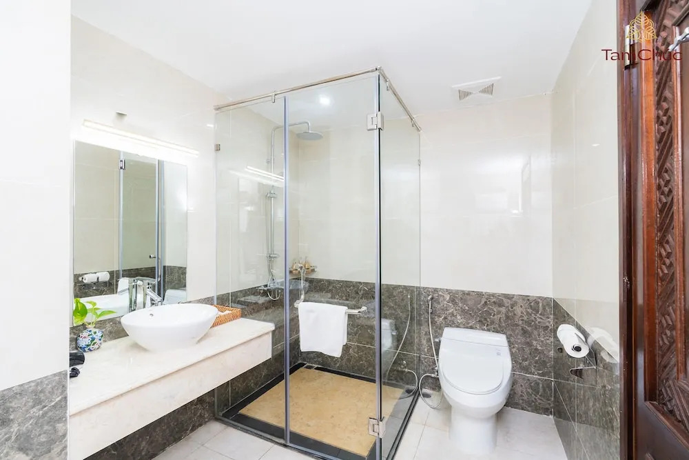 Tam Chuc Complex