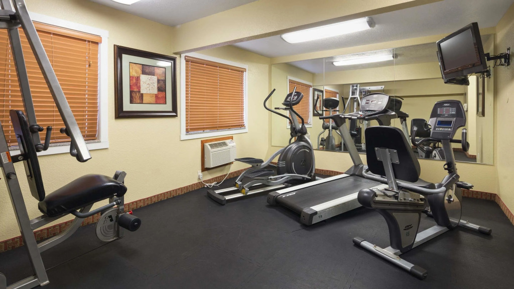 Best Western Plus Altoona Inn