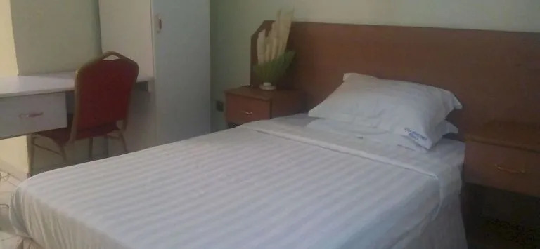 Scola Hotel and Apartment