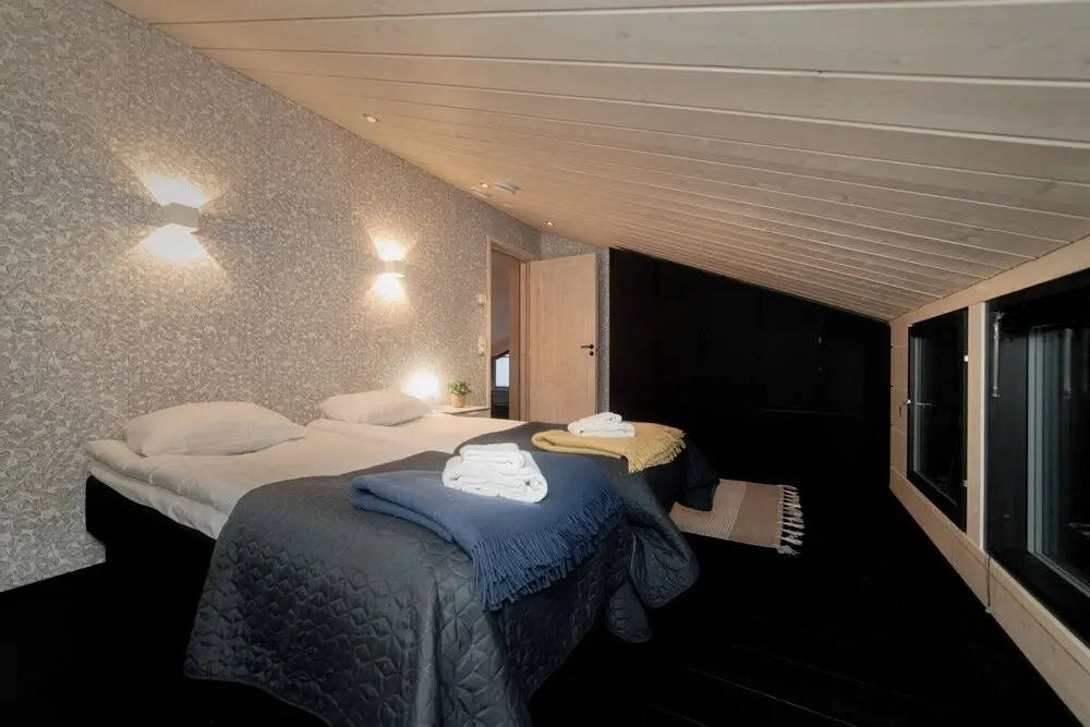 High-Quality 4BR Villa - Private Hot Tub & Sauna