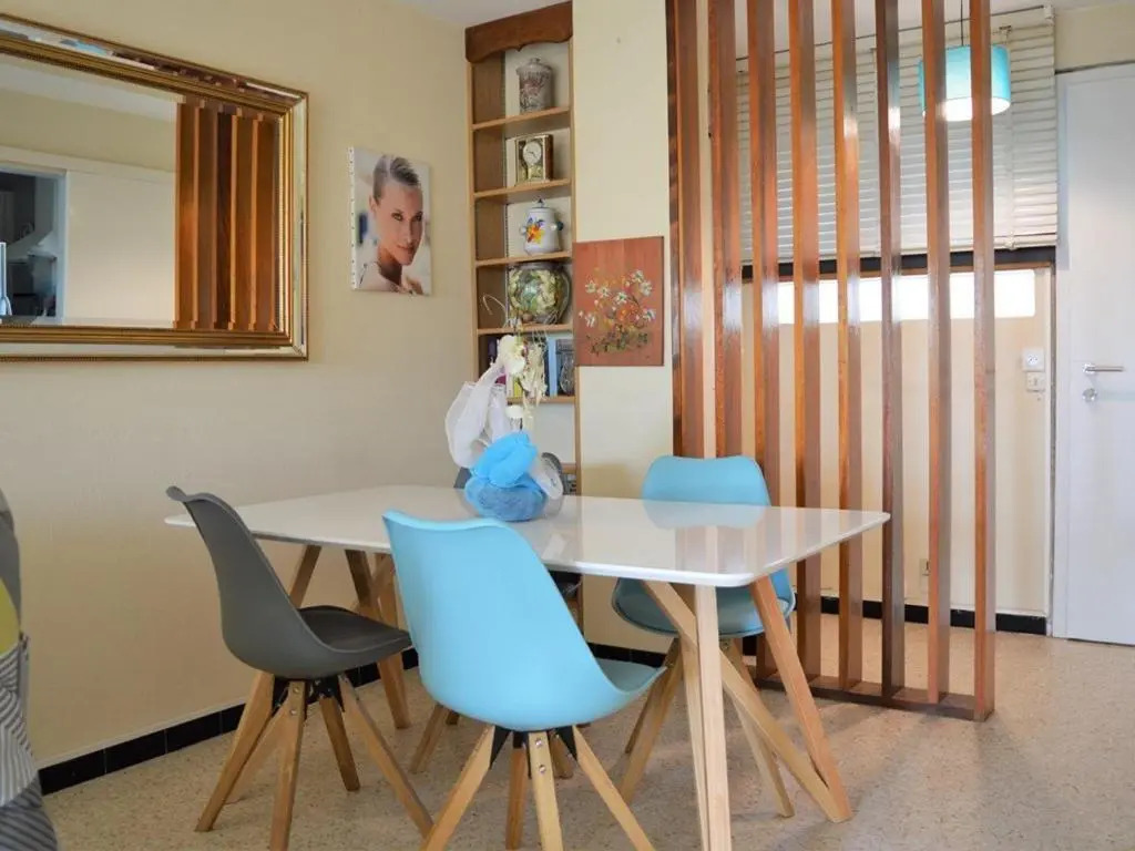 Appartement Le Lavandou, 2 pièces, 4 personnes - FR-1-251-295