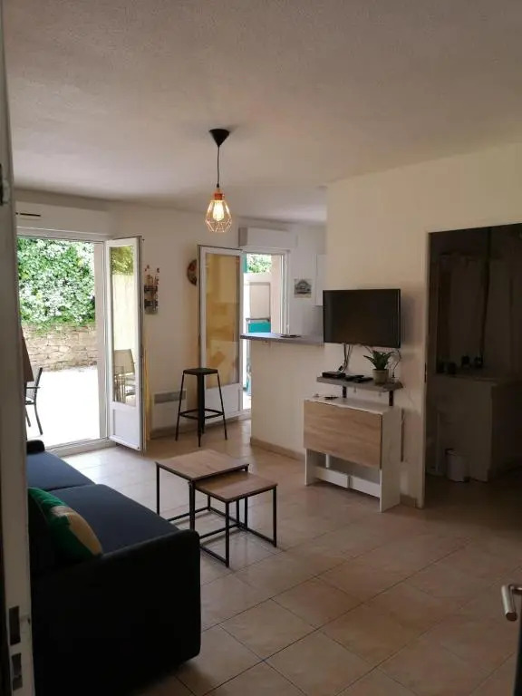 Charmant Studio avec Jardin proche Odysseum