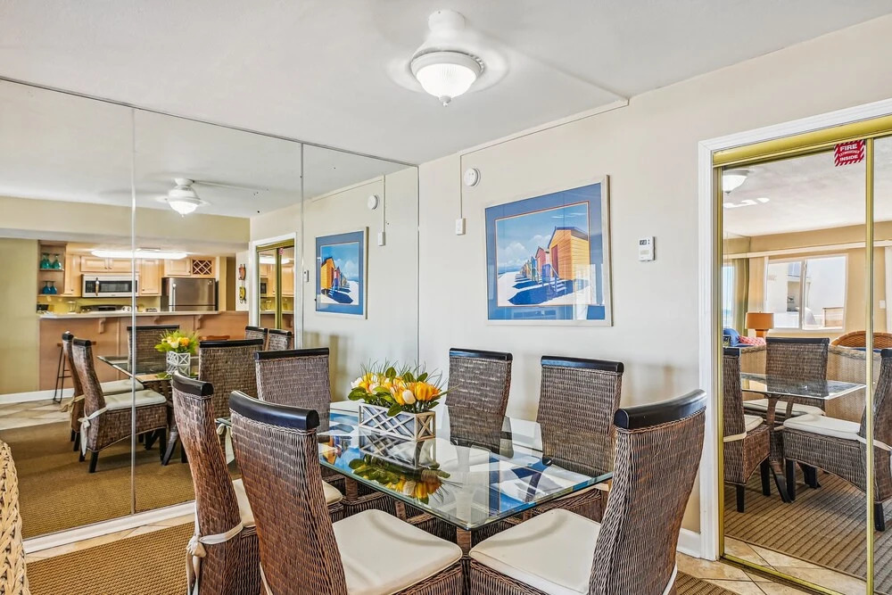 Holiday Surf & Racquet 614 2 Bedroom Condo by RedAwning
