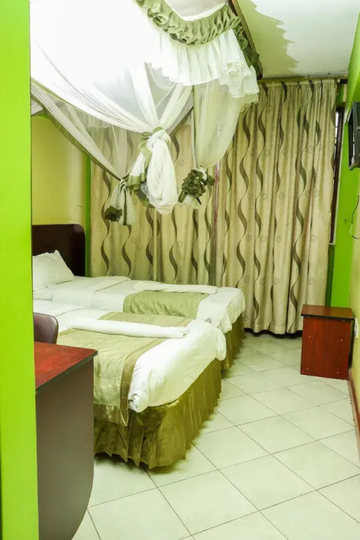 Nelis Park Hotel