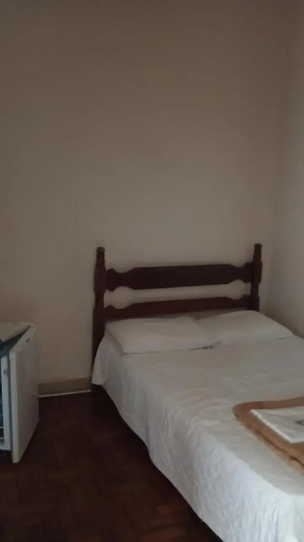 J2 Hotel