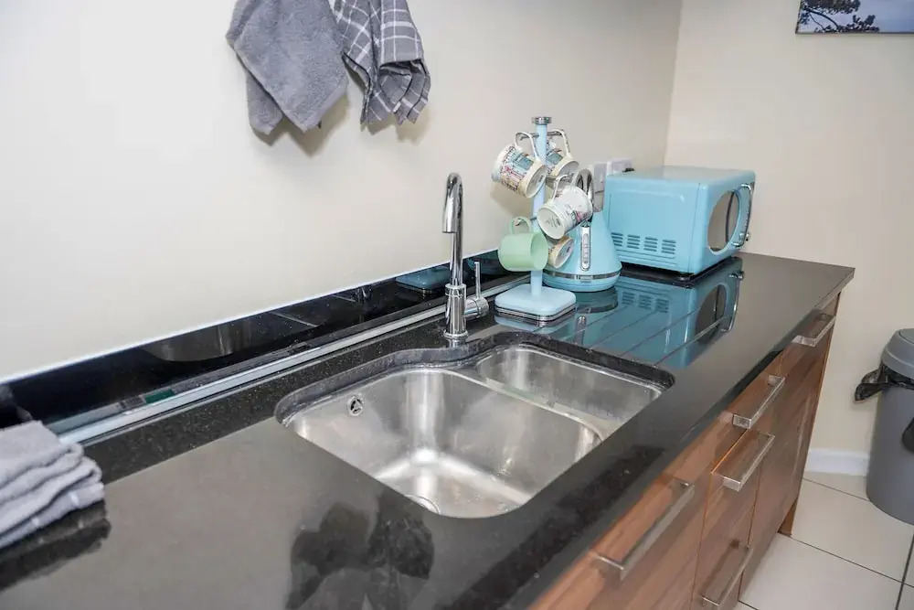 City Centre Location-family Friendly-free Parking