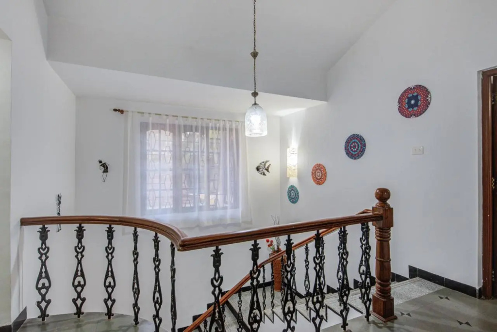Villa Calangute Phase 17 -16 or 17BHK -Great For Large Groups