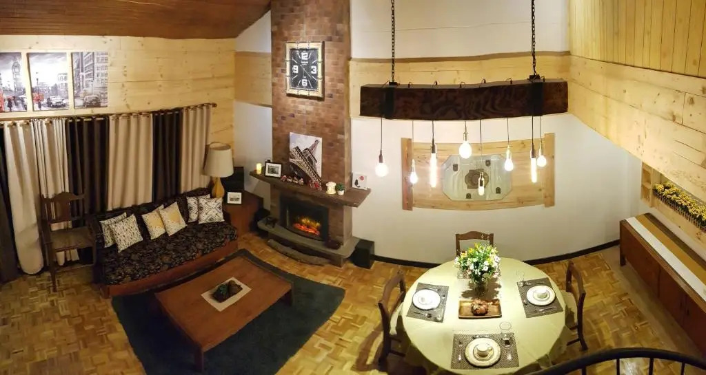 HOMESTAY DE MARQS - STYLISH and SPACIOUS 3 BEDROOM VACATION HOME