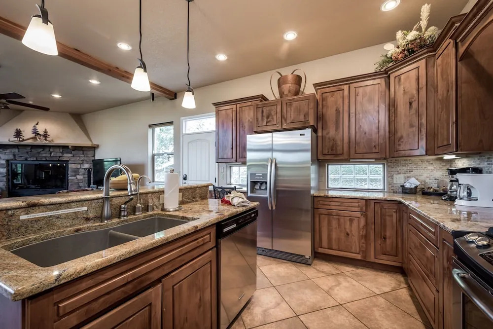 Adobe Mountain Views By Vtrips