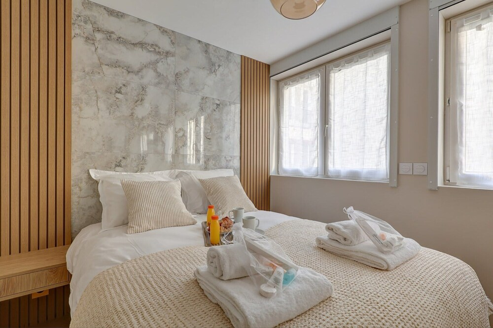 Residence AC Champs de Mars Eiffel Tower by Studio Prestige